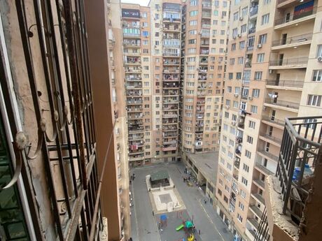1 otaqlı yeni tikili - İnşaatçılar m. - 63 m²