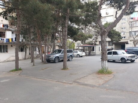 1 otaqlı köhnə tikili - Qara Qarayev m. - 30 m²