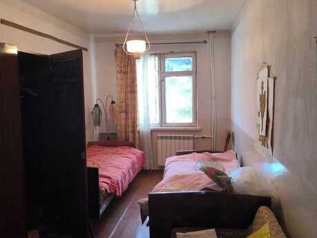 2 otaqlı köhnə tikili - Neftçilər m. - 55 m²