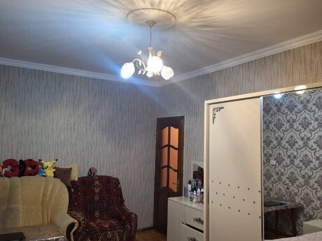 3 otaqlı köhnə tikili - Azadlıq Prospekti m. - 90 m²