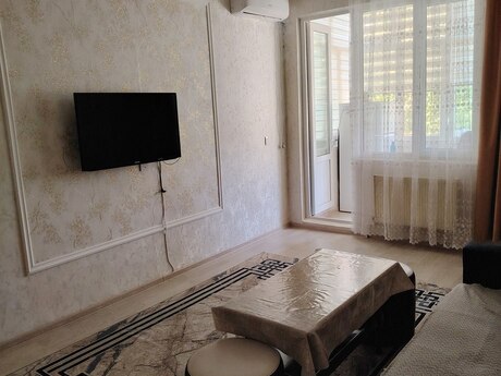 2 otaqlı köhnə tikili - Memar Əcəmi m. - 40 m²