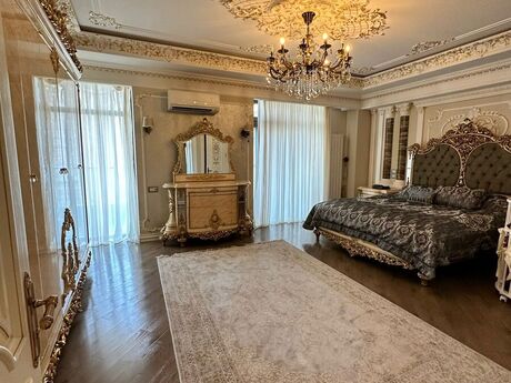 3 otaqlı yeni tikili - 8 Noyabr m. - 178 m²