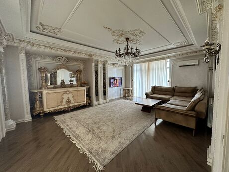 3 otaqlı yeni tikili - 8 Noyabr m. - 178 m²