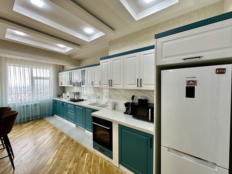 4-комн. новостройка - м. Ази Асланов - 155 м²