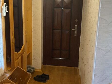 2 otaqlı köhnə tikili - Elmlər Akademiyası m. - 55 m²