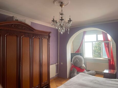 3 otaqlı köhnə tikili - Gənclik m. - 74 m²
