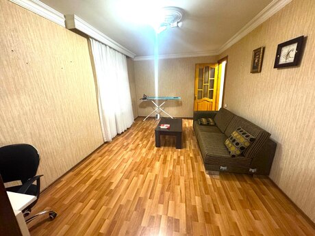 2 otaqlı köhnə tikili - Neftçilər m. - 35 m²