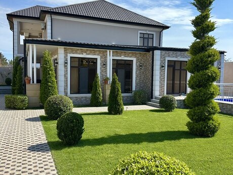 6 otaqlı həyət evi/bağ evi - Buzovna q. - 250 m²
