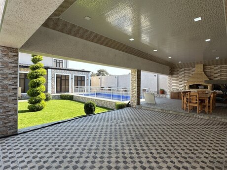 6 otaqlı həyət evi/bağ evi - Buzovna q. - 250 m²