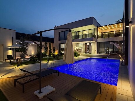 6 otaqlı həyət evi/bağ evi - Bilgəh q. - 500 m²