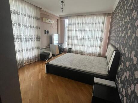 3 otaqlı yeni tikili - 8 Noyabr m. - 140 m²