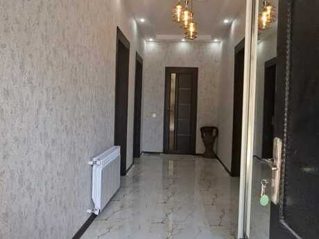 3 otaqlı həyət evi/bağ evi - Novxanı q. - 118 m²