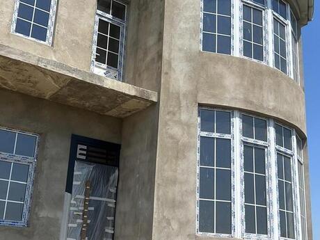 6 otaqlı həyət evi/bağ evi - Kürdəxanı q. - 170 m²