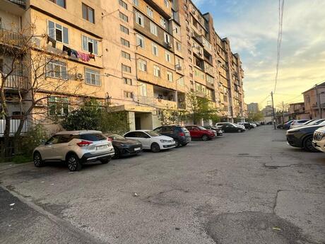 Elan №6125681 - Bakı, Gənclik m., 3 otaqlı, 85 m², 9/9 mərtəbə