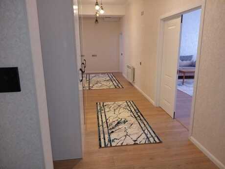 3 otaqlı yeni tikili - Şah İsmayıl Xətai m. - 130 m²