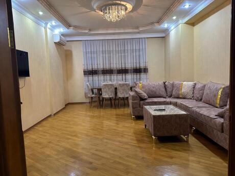 3 otaqlı yeni tikili - Nəsimi r. - 117 m²
