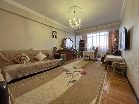 3 otaqlı köhnə tikili - Gənclik m. - 96 m²