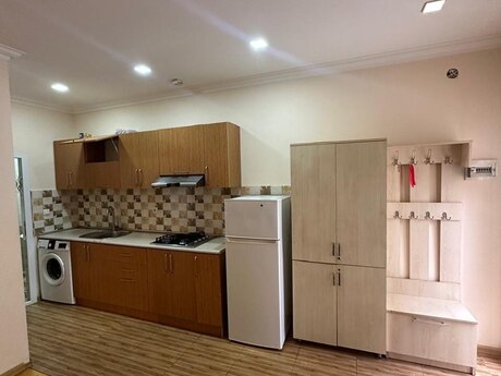 2 otaqlı həyət evi/bağ evi - Badamdar q. - 40 m²