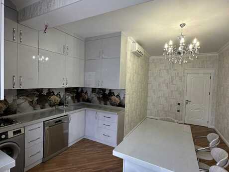 3 otaqlı yeni tikili - 28 May m. - 135 m²