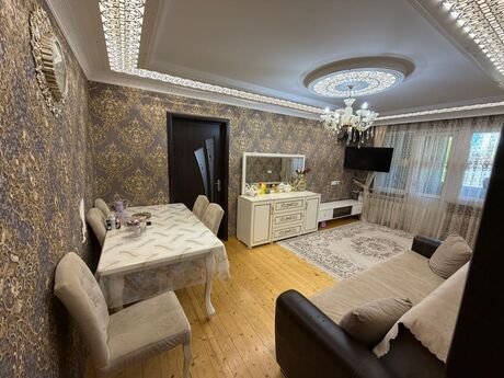 Объявление №6125781 - Баку, м. Нефтчиляр, 2-комн., 50 м², 2/5 этаж