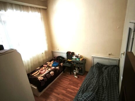 3 otaqlı köhnə tikili - Memar Əcəmi m. - 50 m²