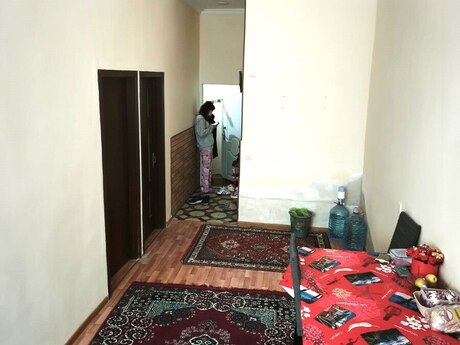 3 otaqlı köhnə tikili - Memar Əcəmi m. - 50 m²