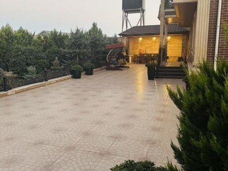 6 otaqlı həyət evi/bağ evi - Yeni Günəşli q. - 300 m²