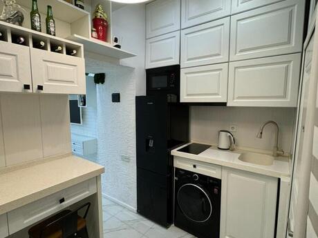 1 otaqlı köhnə tikili - Sahil m. - 25 m²