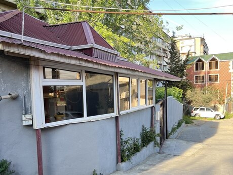 4 otaqlı həyət evi/bağ evi - Köhnə Günəşli q. - 70 m²