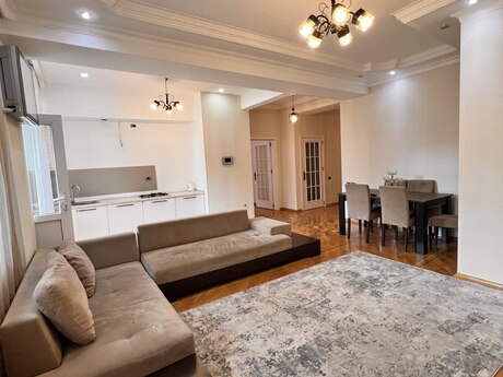 2 otaqlı yeni tikili - Azadlıq Prospekti m. - 90 m²