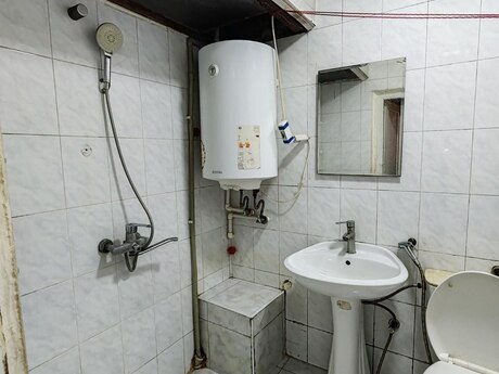 2 otaqlı köhnə tikili - Binəqədi q. - 53 m²