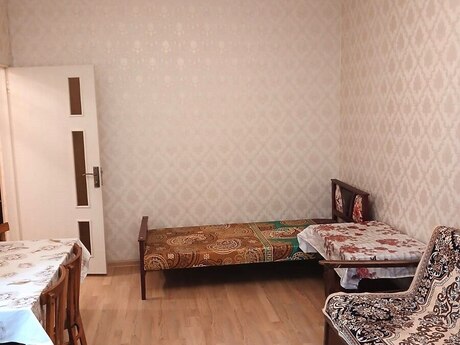1 otaqlı köhnə tikili - Memar Əcəmi m. - 35 m²