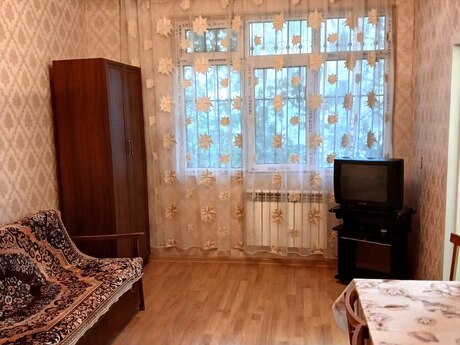 1 otaqlı köhnə tikili - Memar Əcəmi m. - 35 m²