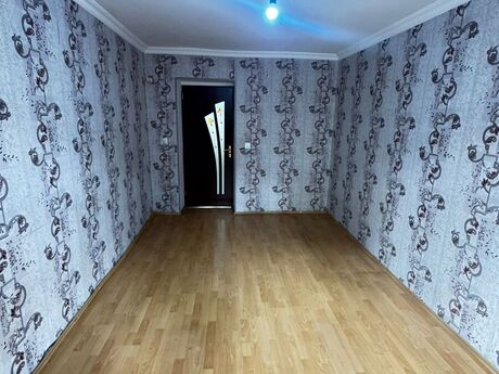 3 otaqlı köhnə tikili - İnşaatçılar m. - 55 m²