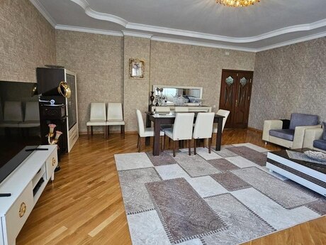 4 otaqlı yeni tikili - Nizami m. - 207 m²
