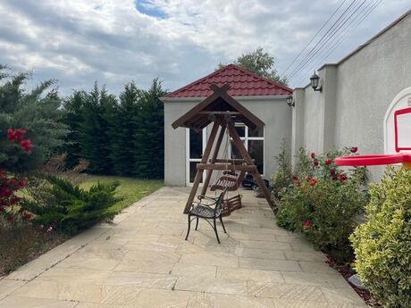 4 otaqlı həyət evi/bağ evi - Mərdəkan q. - 150 m²