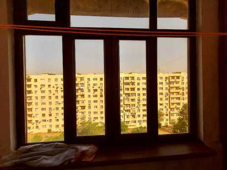 3 otaqlı köhnə tikili - Bakıxanov q. - 76 m²
