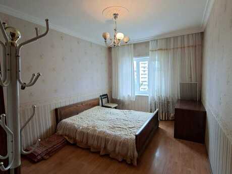 3 otaqlı köhnə tikili - İnşaatçılar m. - 100 m²