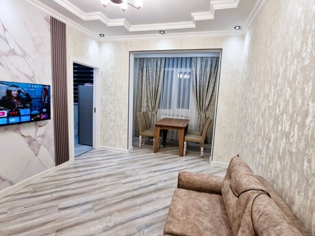 2 otaqlı köhnə tikili - 20 Yanvar m. - 40 m²