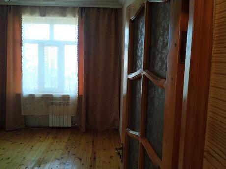 4-комн. вторичка - м. Ази Асланов - 75 м²