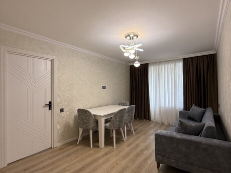 2 otaqlı köhnə tikili - Qara Qarayev m. - 55 m²