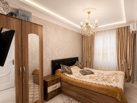 3 otaqlı köhnə tikili - Memar Əcəmi m. - 80 m²