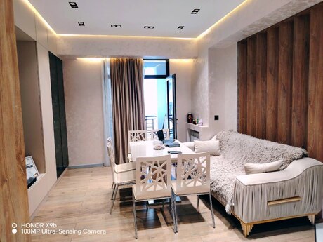 Elan №6125983 - Bakı, Nəsimi r., 2 otaqlı, 65.5 m², 4/18 mərtəbə