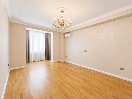 3-комн. новостройка - Насиминский р. - 95 м²