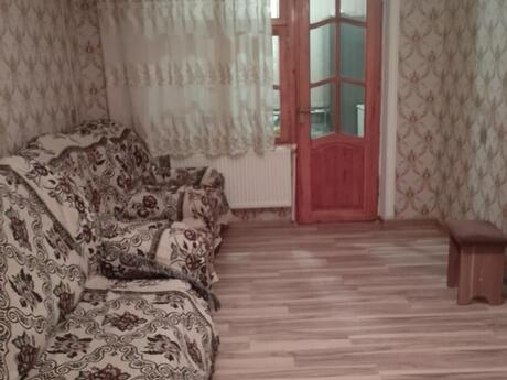 3 otaqlı köhnə tikili - Sumqayıt - 54 m²