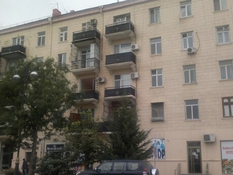 2 otaqlı köhnə tikili - Sahil m. - 80 m²