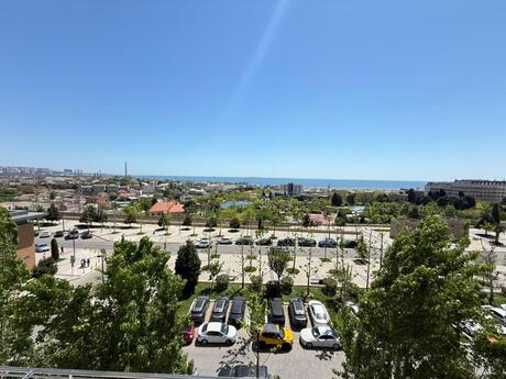 Объявление №6126058 - Баку, пос. Аг шехер, 4-комн., 187 м², 4/20 этаж