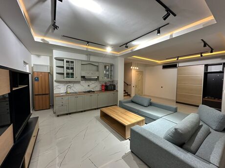 4 otaqlı həyət evi/bağ evi - Qəbələ - 180 m²