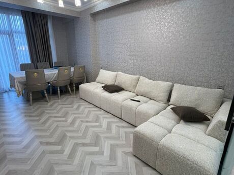3 otaqlı yeni tikili - 28 May m. - 100 m²