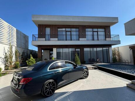 3 otaqlı həyət evi/bağ evi - Buzovna q. - 150 m²
